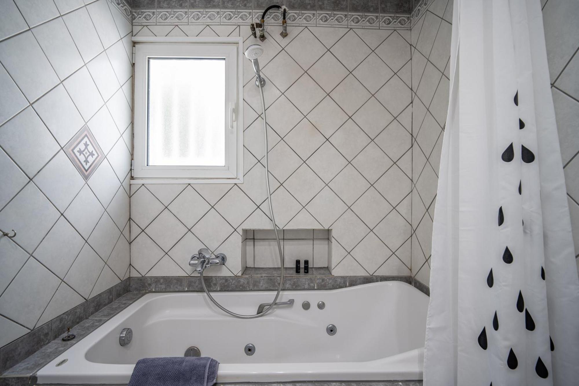 Angel , Luxury 2Bd Apartment Next To The Beach Athena Bagian luar foto